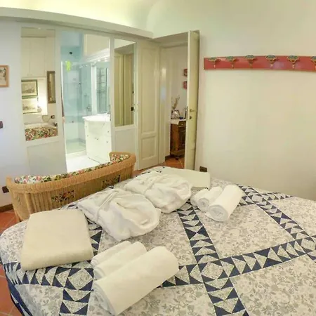 Luxury Appartament In Sofia / Lake Acces / Garden アパート ヴァレンナ